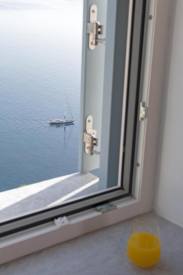 Akro Luxury Living Apartment *