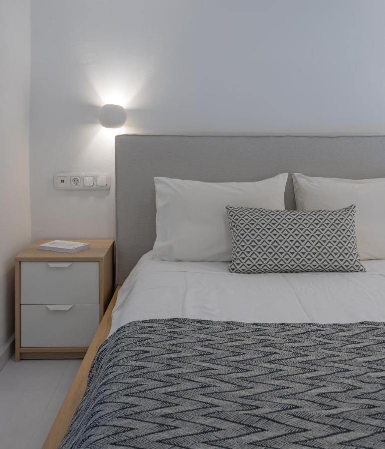 Akro Luxury Living Apartment